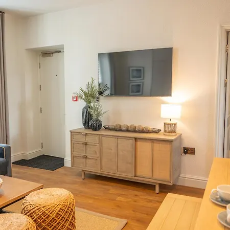 St Brides Spa Hotel & Village Apartments-3